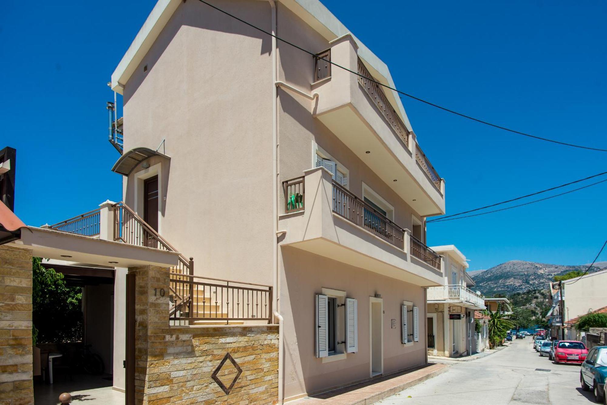 Sofia's Delightful Apartment Argostolion Exterior foto