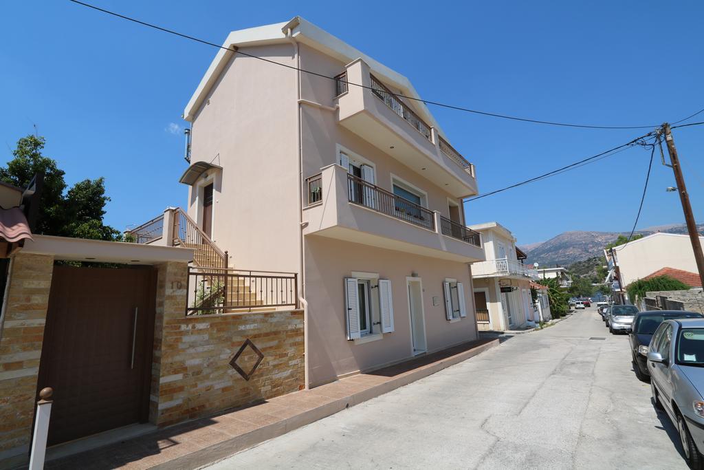 Sofia's Delightful Apartment Argostolion Exterior foto
